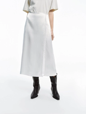 Classic Elegance Slant Slit Detail Midi Skirt
