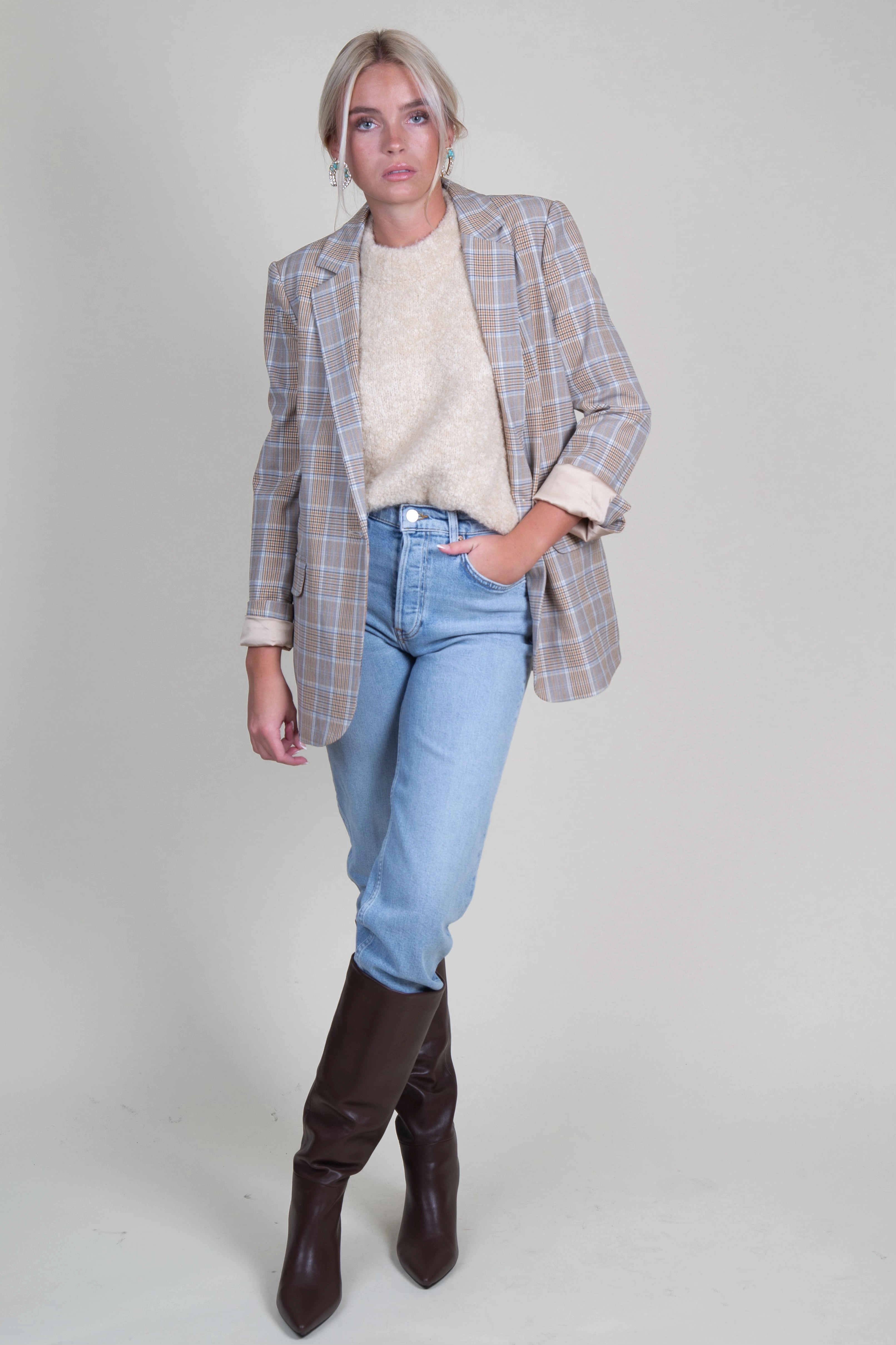 SUNDAYS | Larissa Blazer- Tavia Minimal Daily Fit