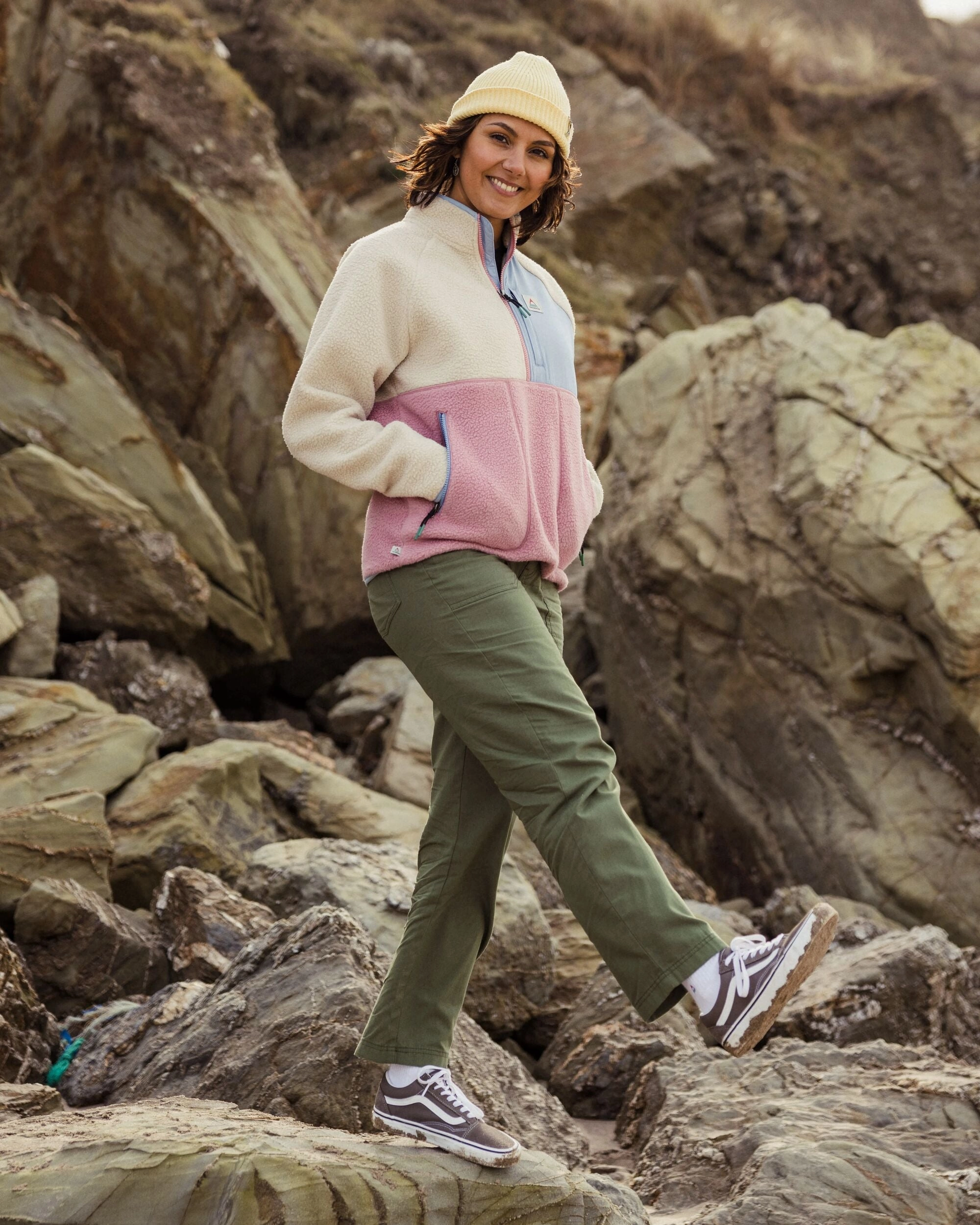 Secure Closures Flat Seams Talis Light Casual Trouser - Wild Green