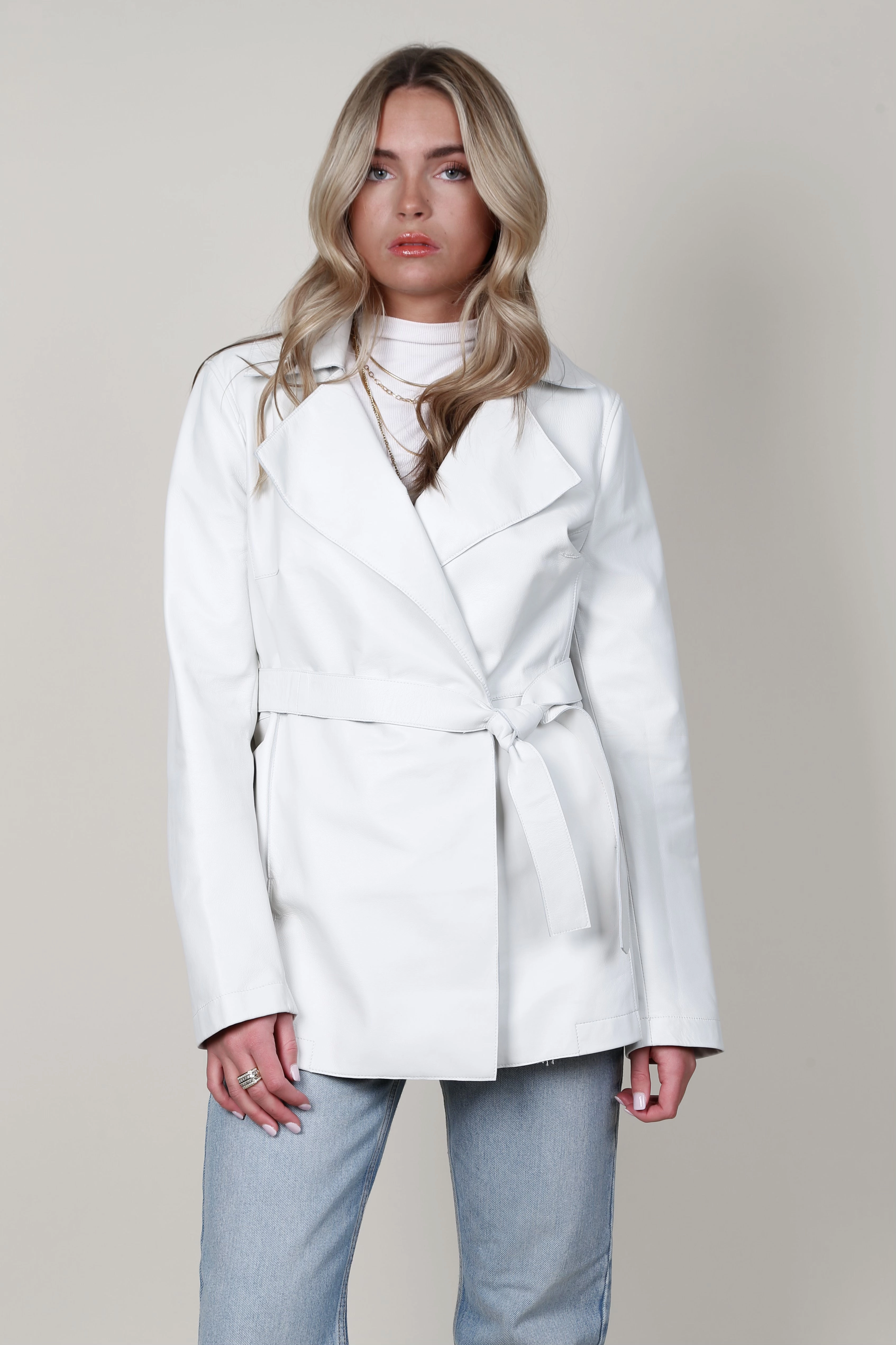 JACKETT | Adelaide Matte Leather - White simple design Flatlock Seam Construction