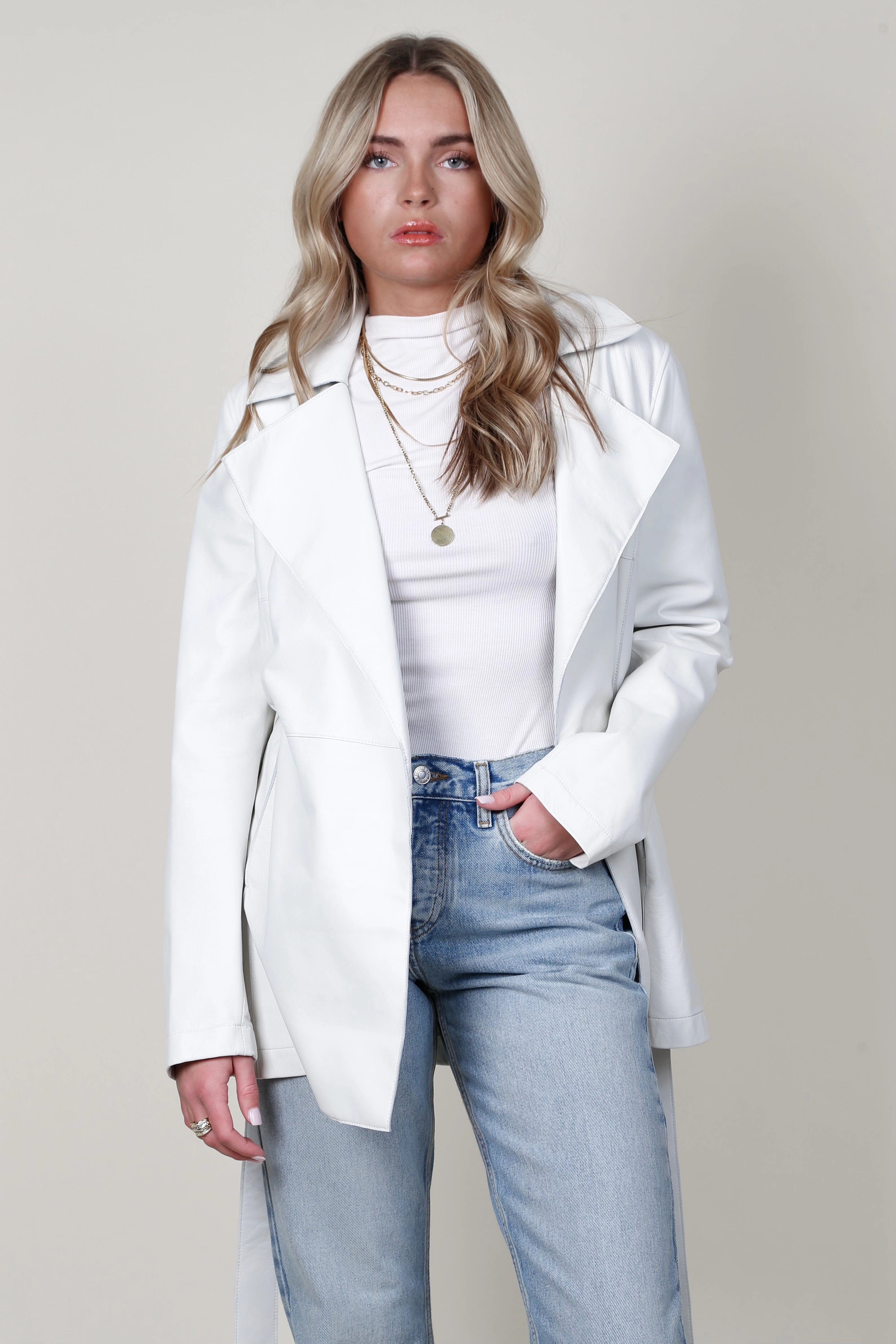 JACKETT | Adelaide Matte Leather - White Temperature Regulating
