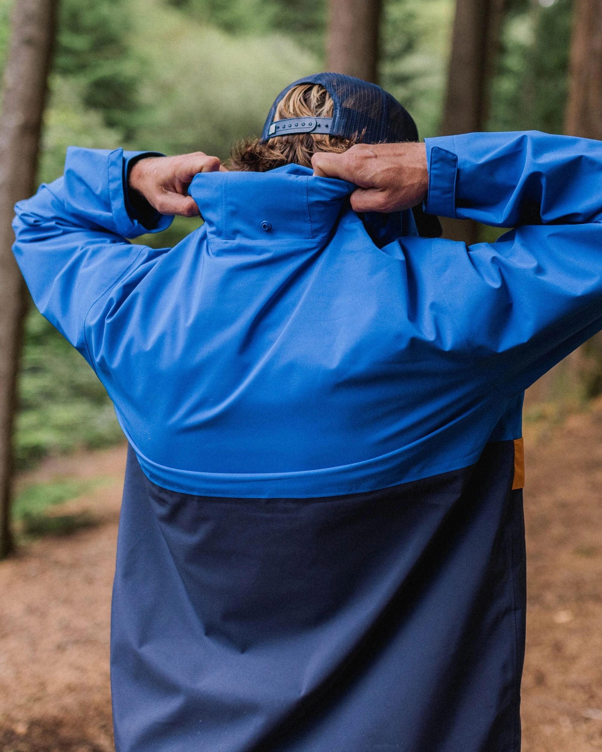 Relaxed Layers Everyday apparel Diablo Recycled Waterproof Anorak - Azure Blue