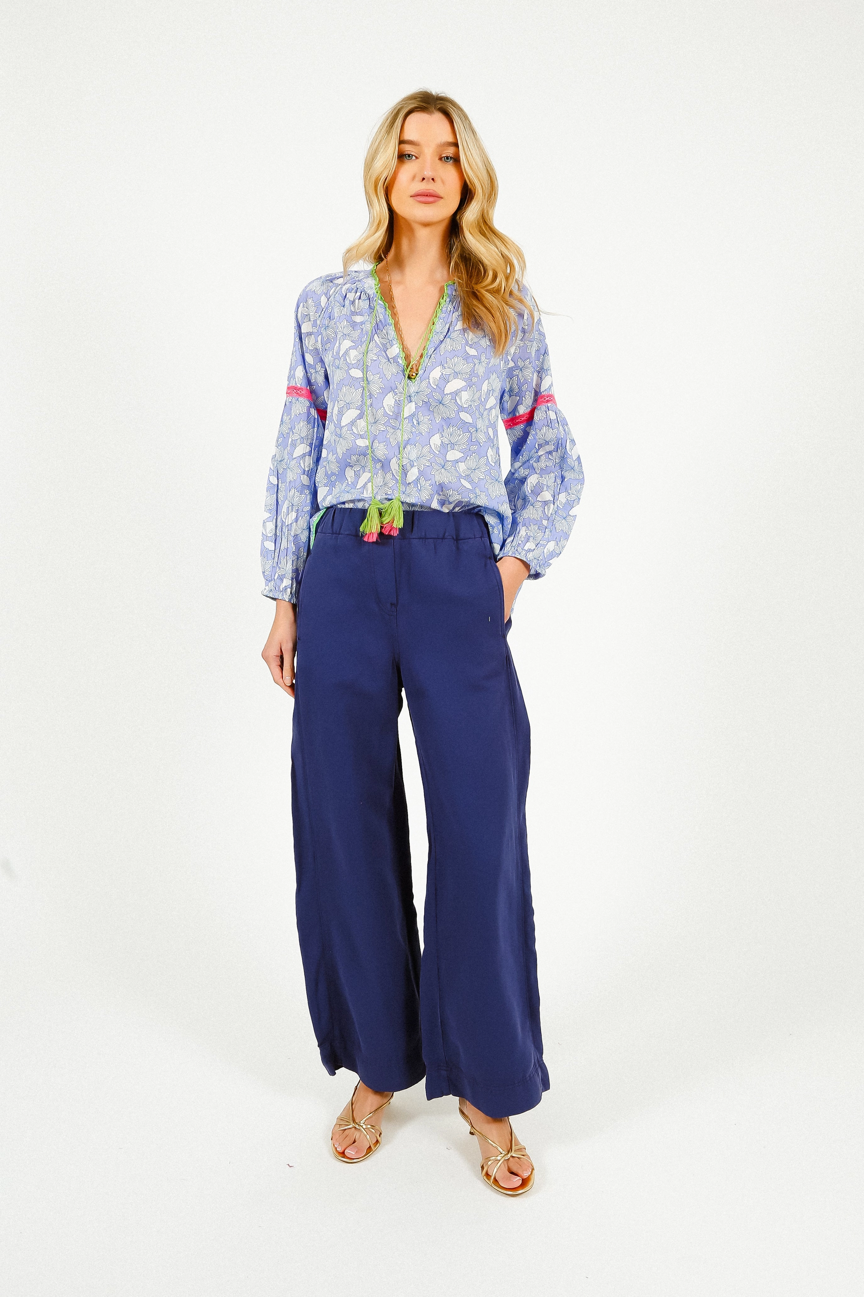 Hidden Pocket System Street Active TINSELS Carlo Radio Trousers in Blue