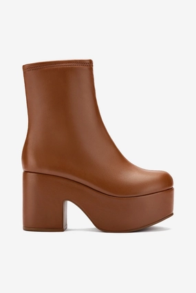 Layered Support Miso Platform Boot In Caramel Stretch Leather