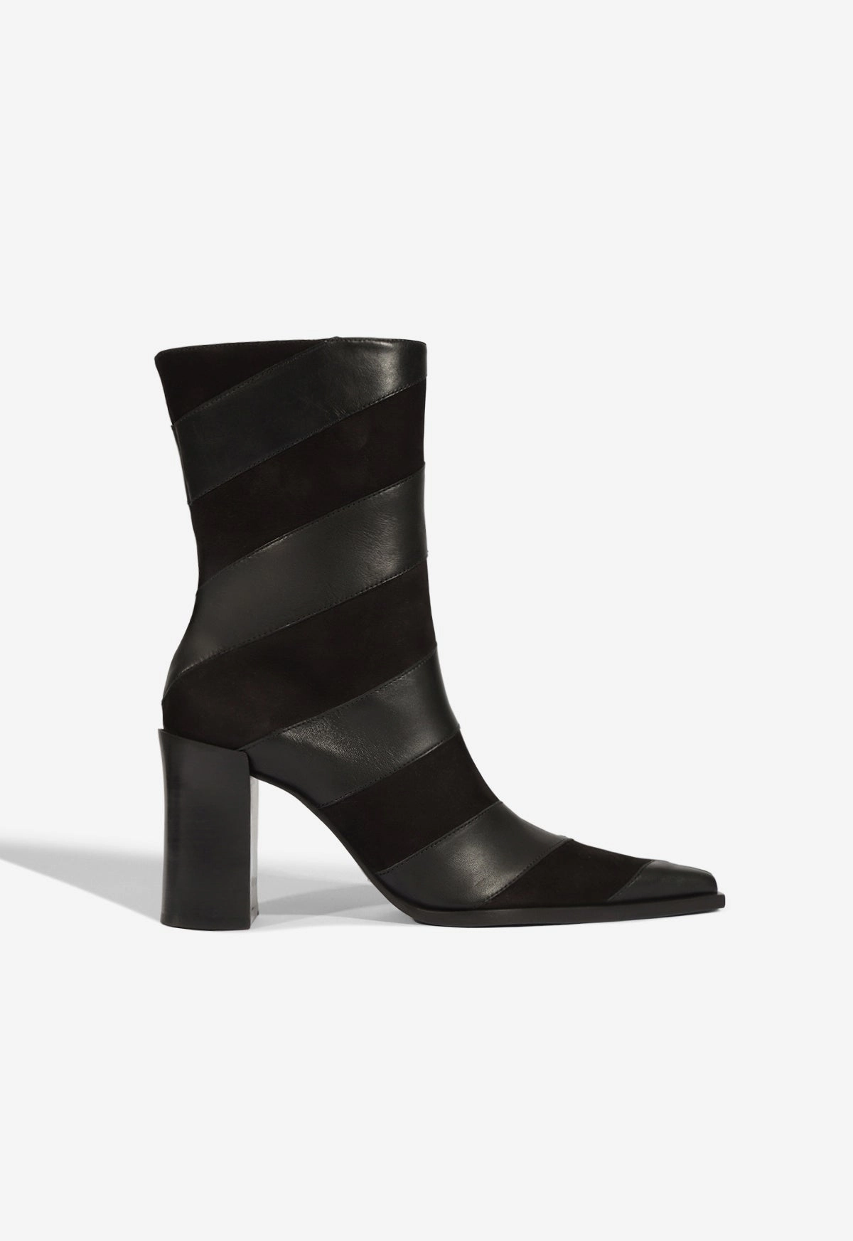 Raffaela Chevron Boot Brogue Detail
