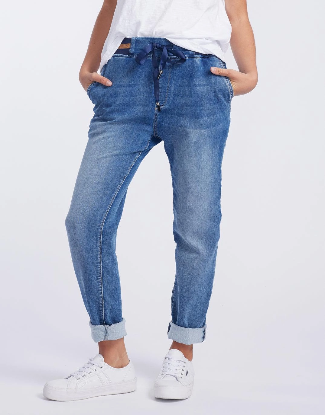 Tommy Jeans - Mid Wash Light Fabric