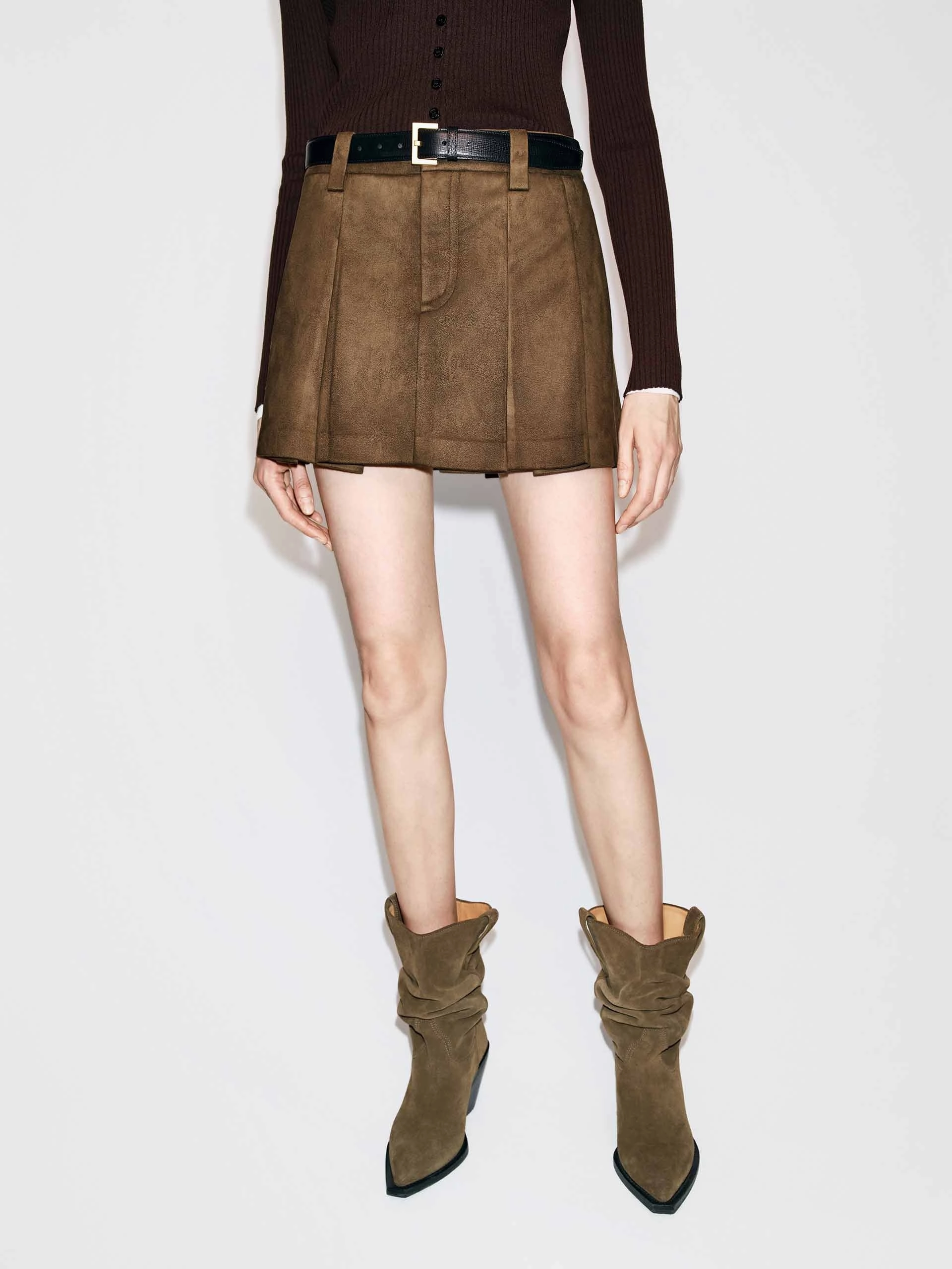 Urban Edge Iconic Style Suede Pleated Mini Skirt