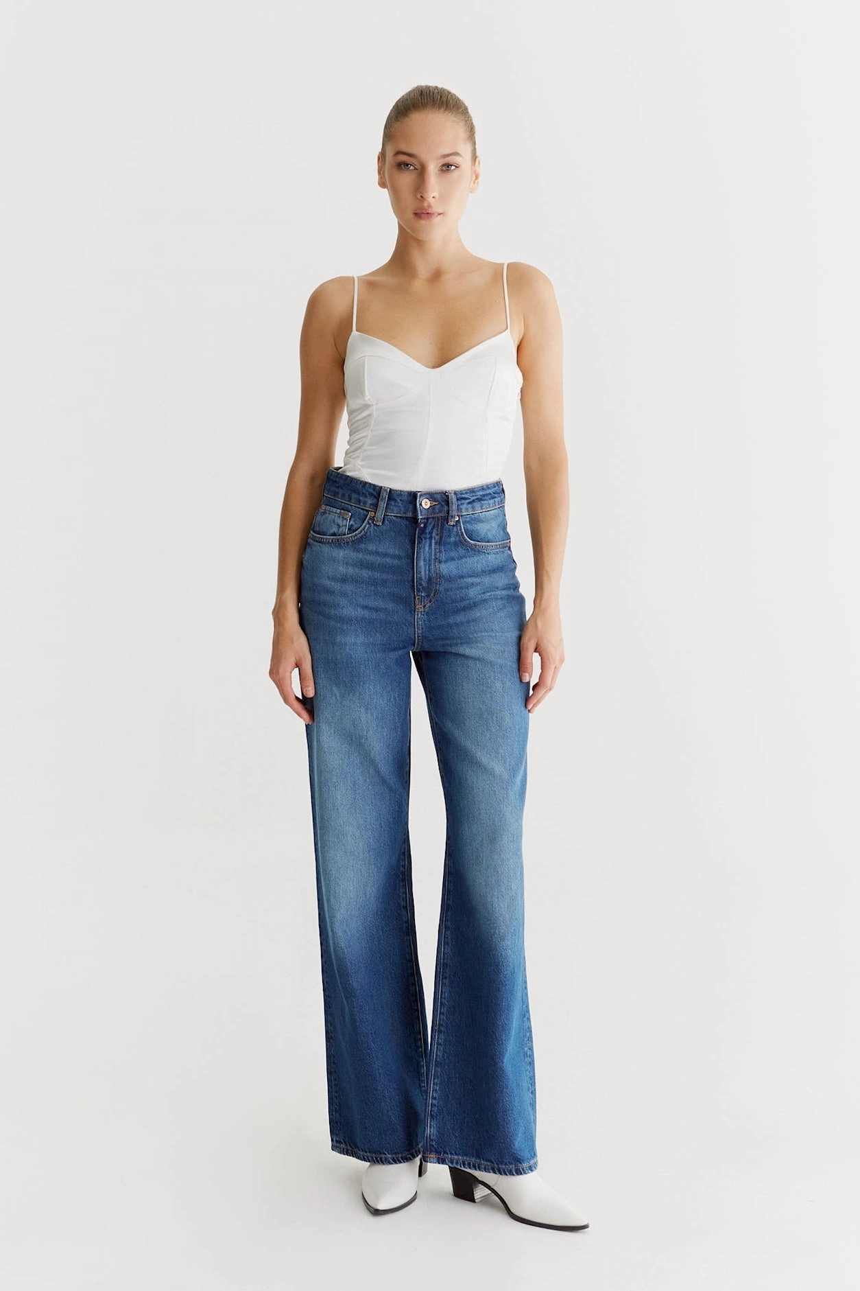 Transitional Style Maria High Waisted Wide Denim Trousers - Astra Blue L30