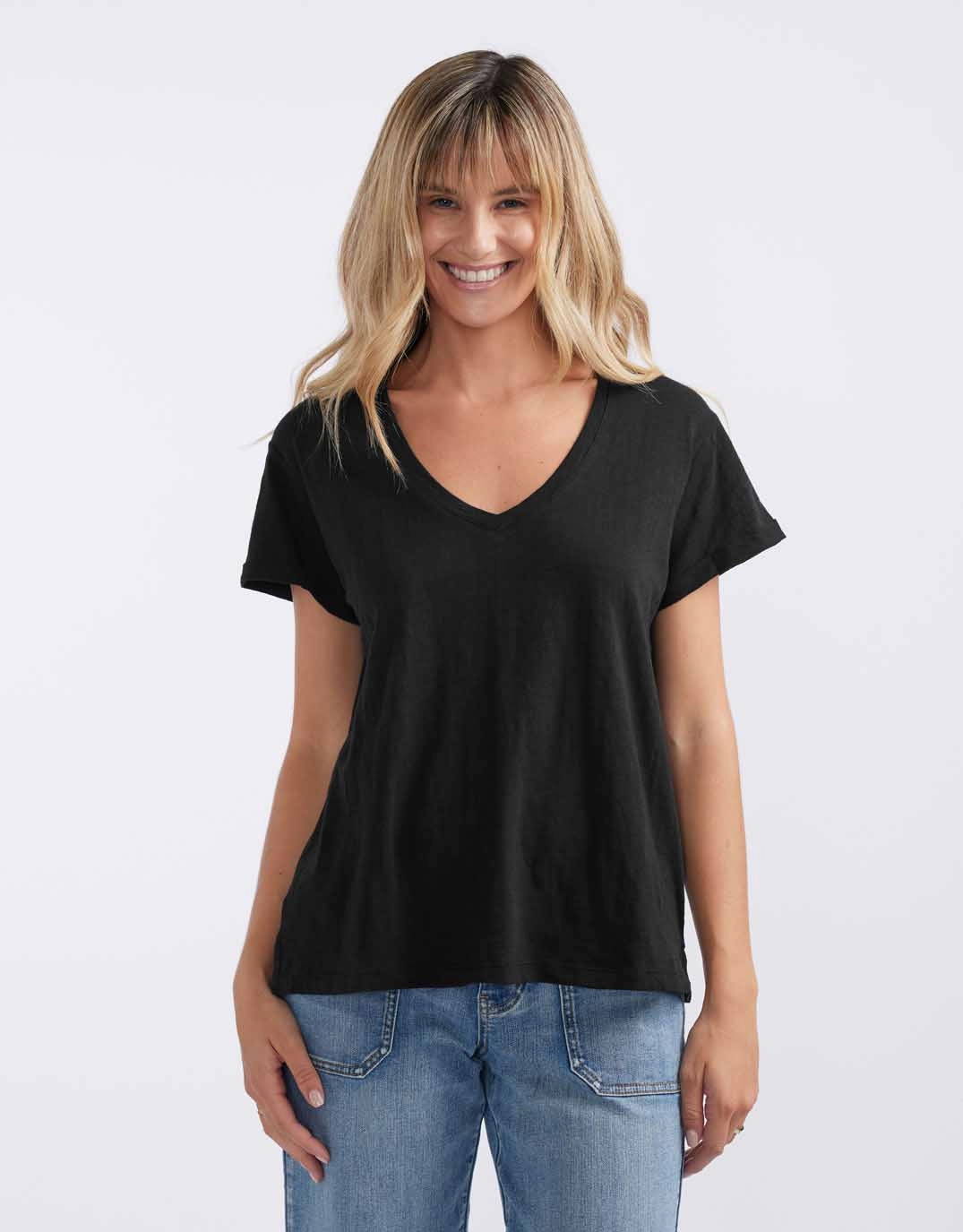 Essential Wear Turn Back V Neck T-Shirt - Black