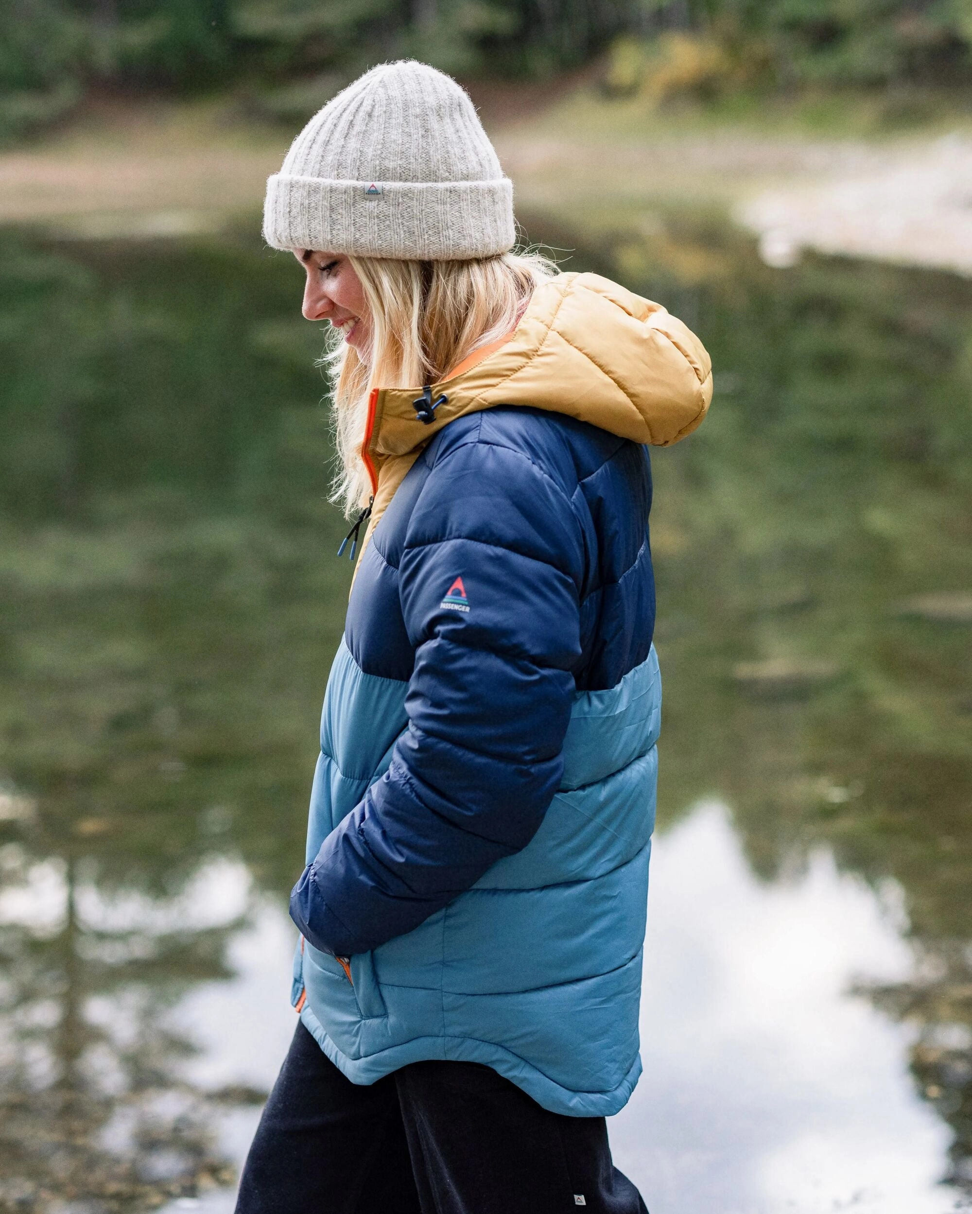 Stylish Comfort Kai Recycled Insulated Jacket - Rich Navy