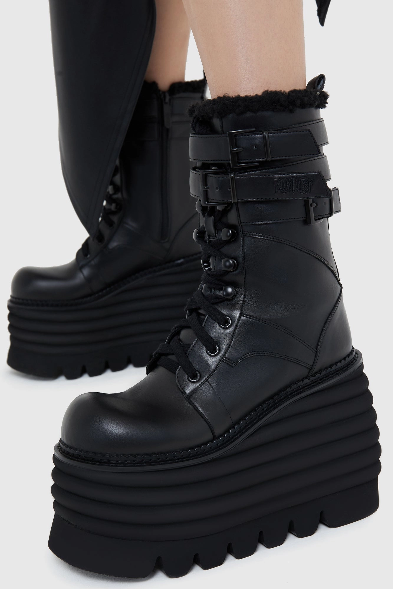 Endless Hour Boots Cushioned Step Winter Walker Holiday Feel