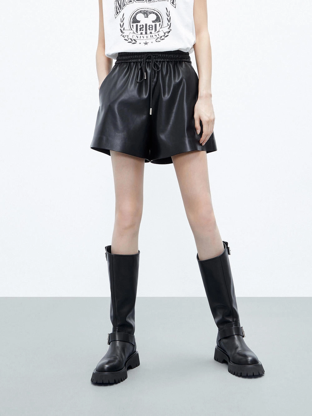 Drawstring Waist PU Shorts Comfy Shape Tight Fit