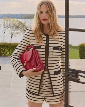 VB Foster Dickey Jacket in Ivory, Black Travel Wardrobe