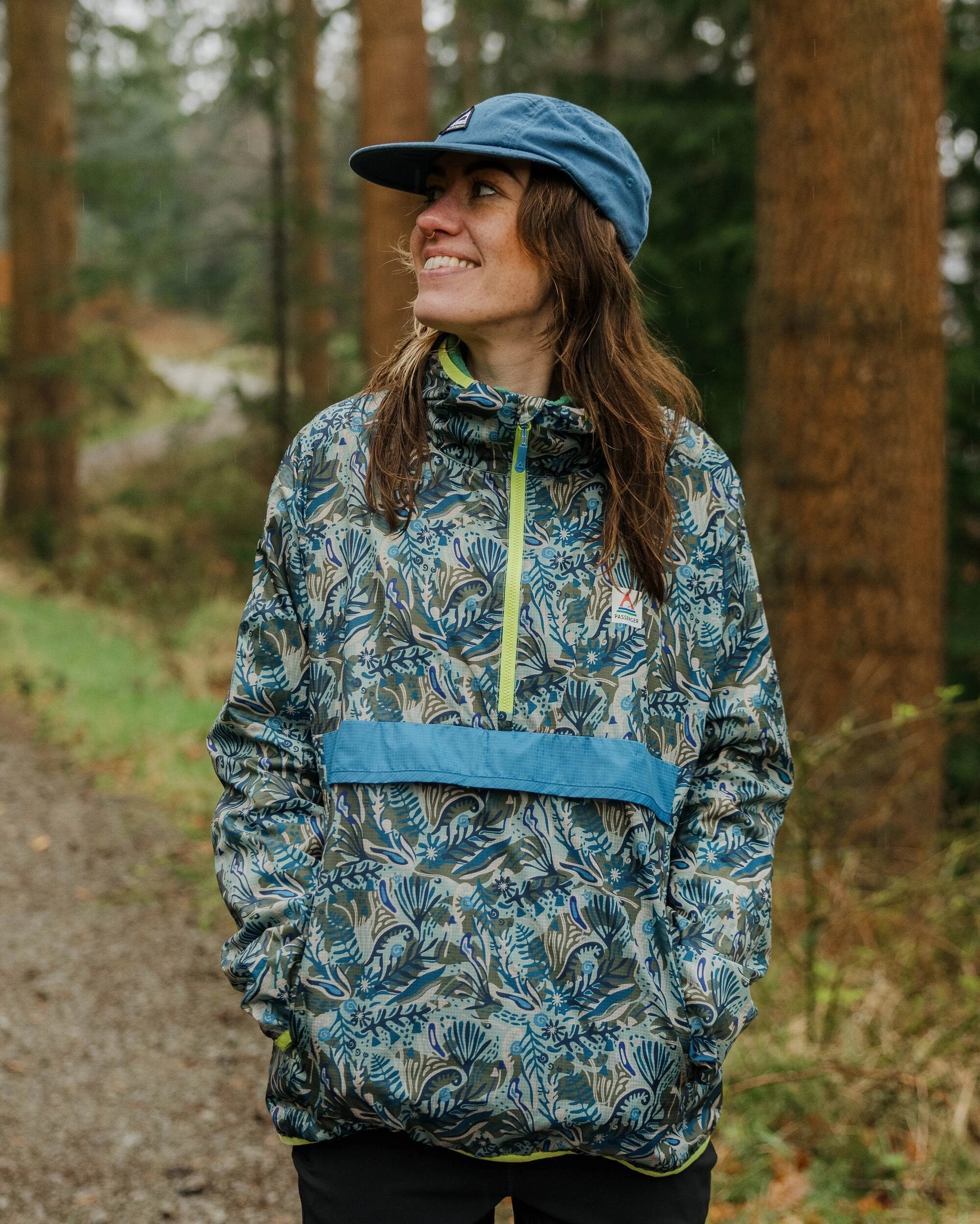 Viento Recycled Windshell Anorak - Abstract Seaweed Pistachio Slim Fit Design Chill Commute Fit