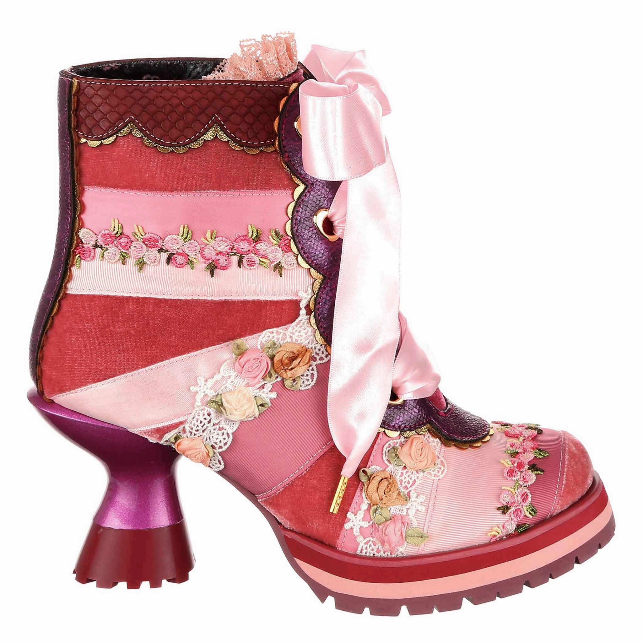 Pretty Patchwork Grippy Outsole Rural Traveler