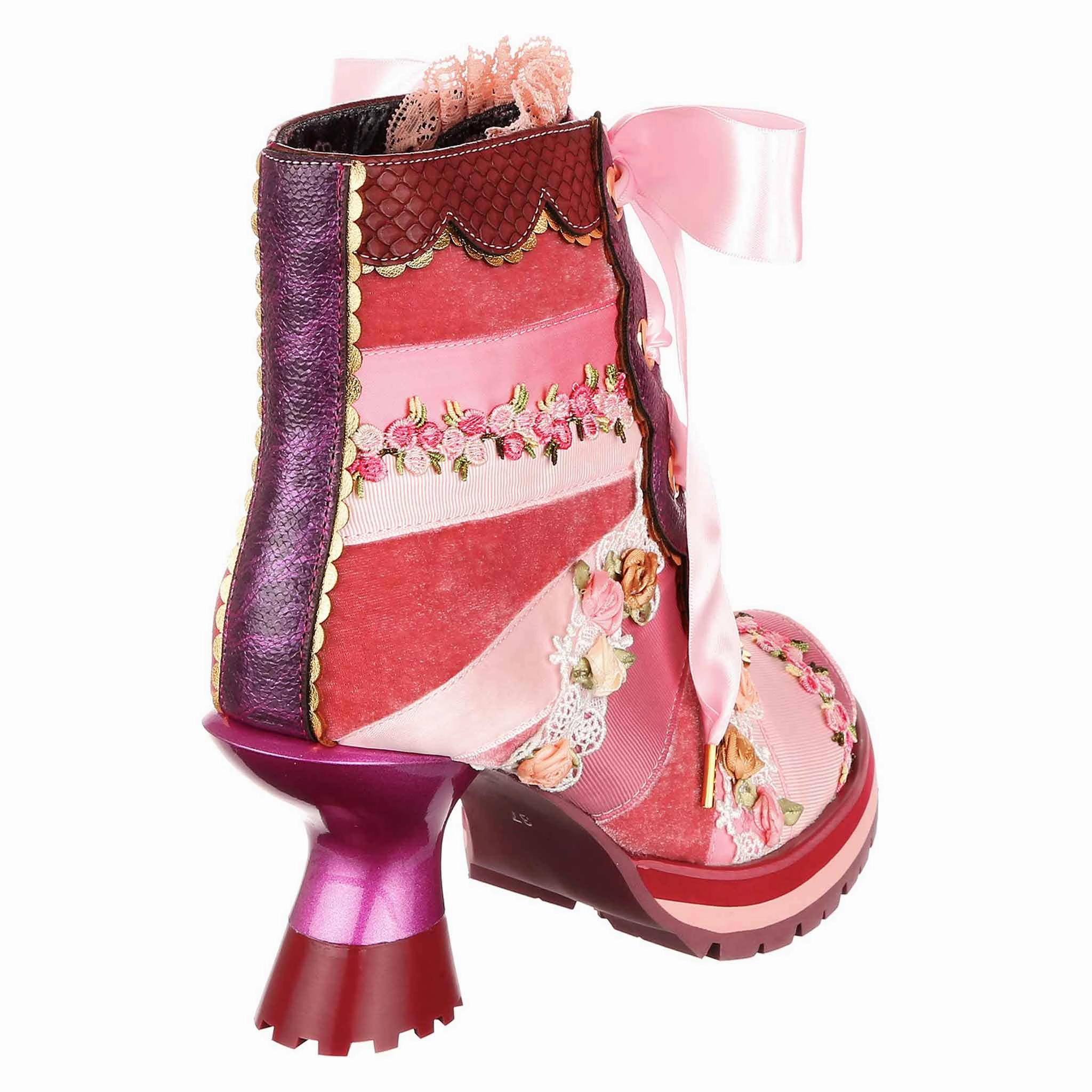 Pretty Patchwork Love Pair Stable Ankle