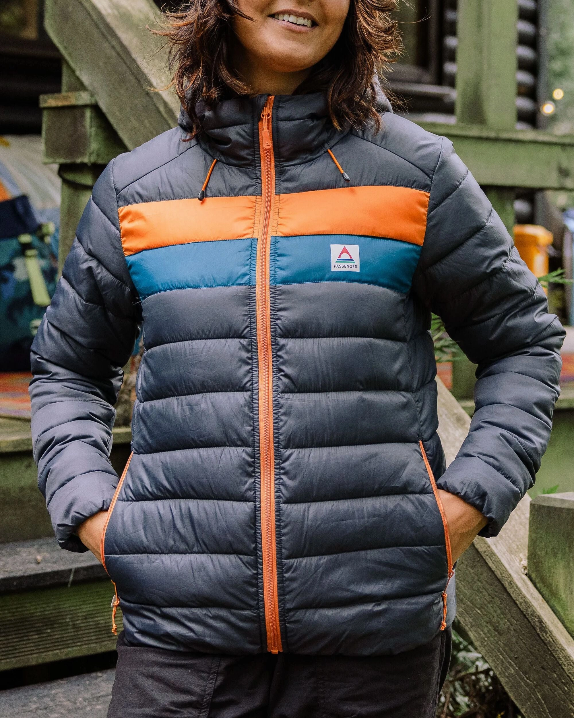 Pow 2.0 Insulated Jacket - Charcoal Soft Texture Bright Color