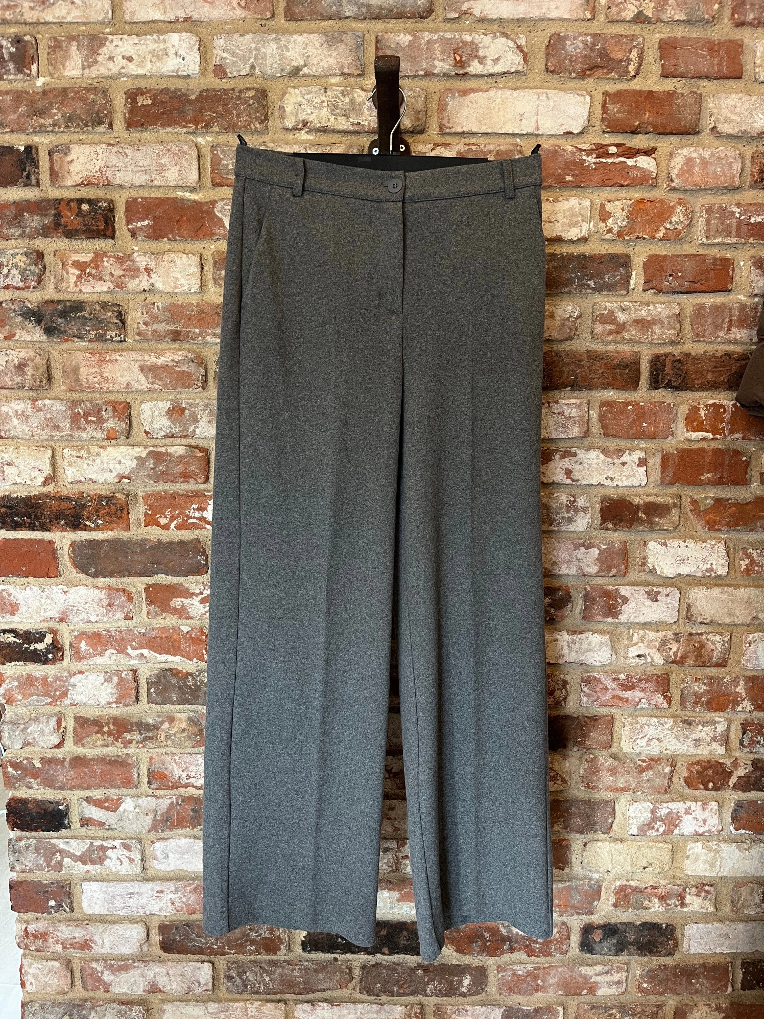 Weekend Max Mara Zelota Jersey Trouser in Medium Grey Core Cut Sporty Comfort Fit