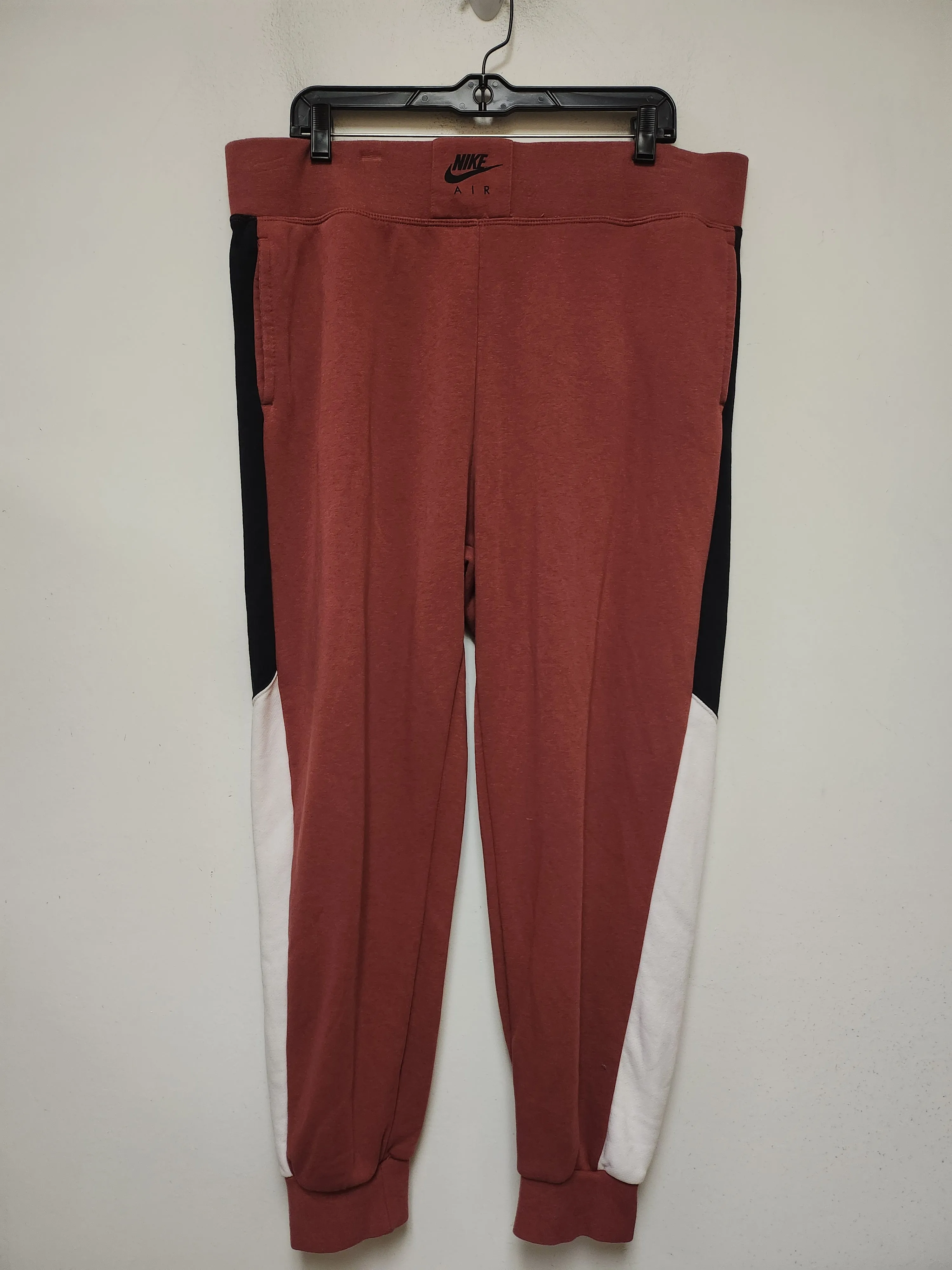 Athletic Pants By Nike Apparel In Red, Size: Xl Quick Motion