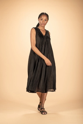 ZE2403R Marie Linen  Dress - Black Trendy Vibe Daytime Mood