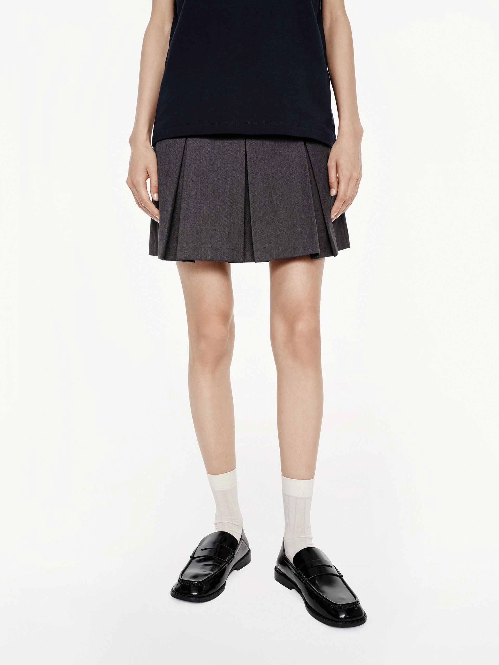 Soft Lines Fresh Style Zipper Pleated Mini Skirt
